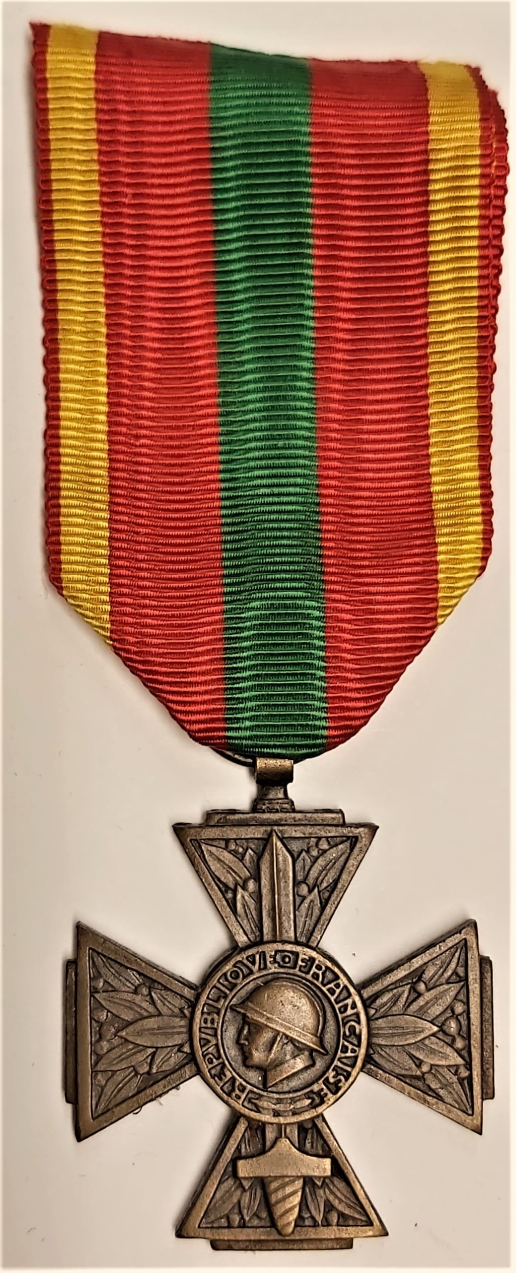 Médaille Française Croix Du Combattant 1914-1918 - Bronze, WW1, Bon état