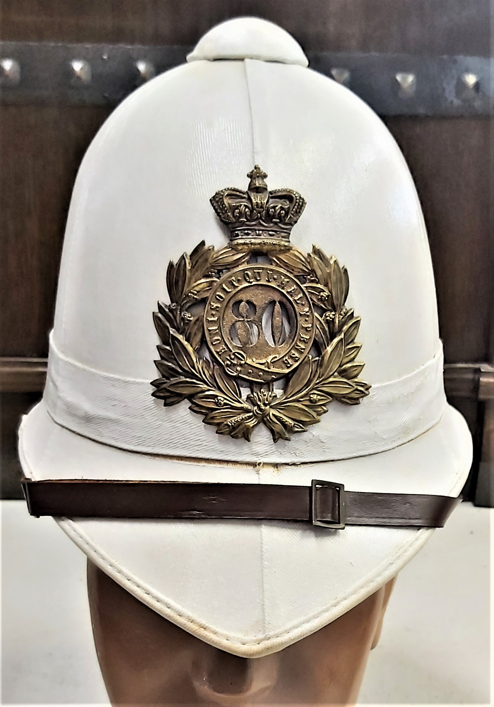 BRITISH PITH HELMET FOR THE 80TH REGIMENT - PROBABLY A REPRODUCTION ...